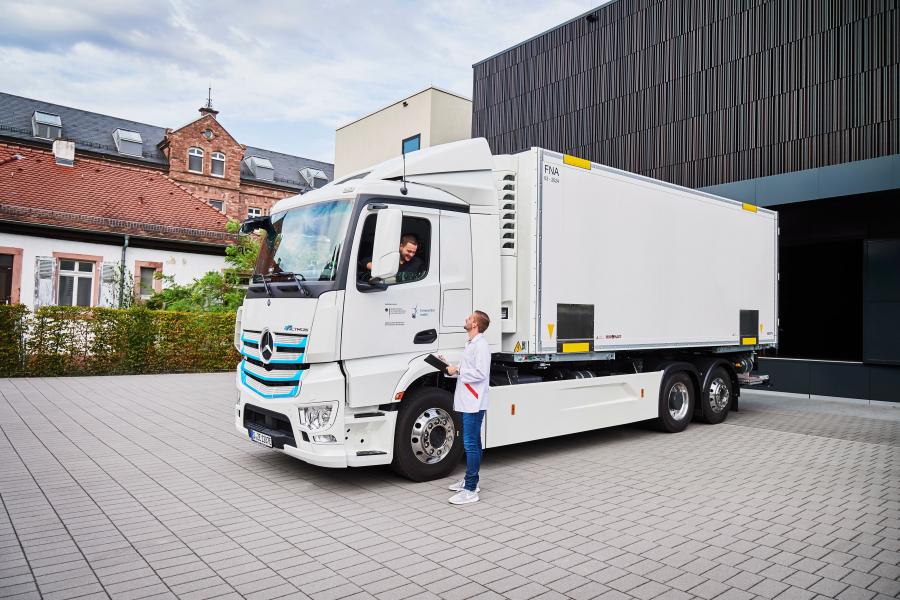  Mercedes-Benz eActros 6x2 (MP4 / Br.963) 2018 года  (фото 23 из 36)